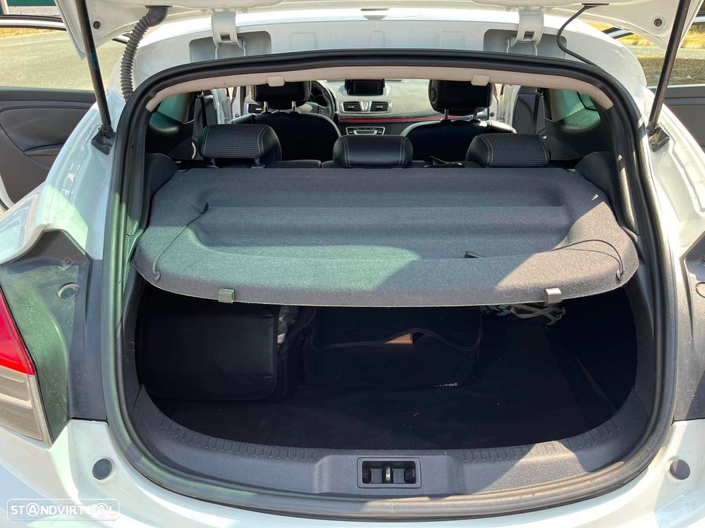 Renault Mégane Coupe 1.5 dCi GT Line - 3
