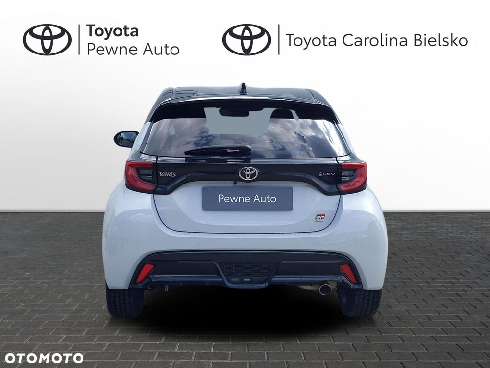 Toyota Yaris - 4
