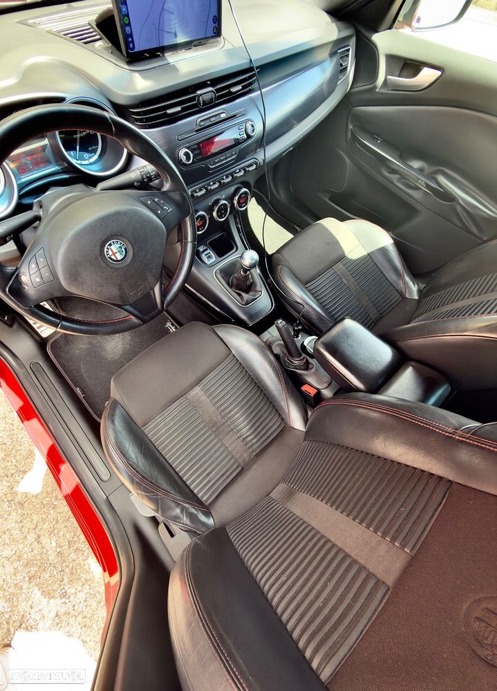 Alfa Romeo Giulietta 1.6 JTDM 16V Turismo - 8