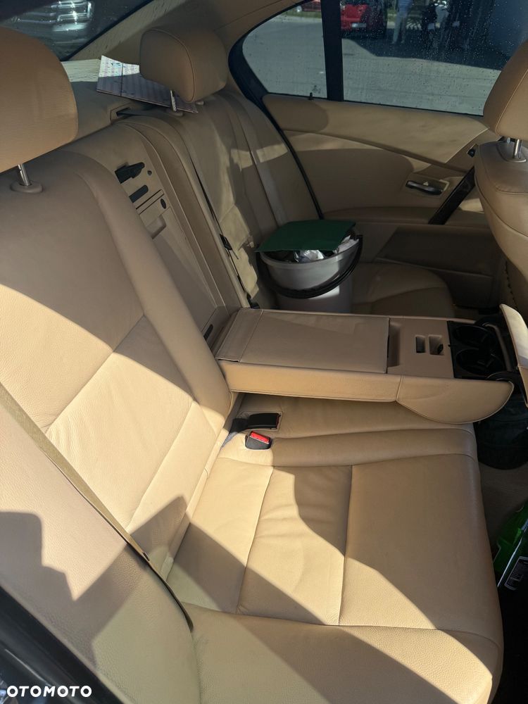 BMW Seria 5 - 10