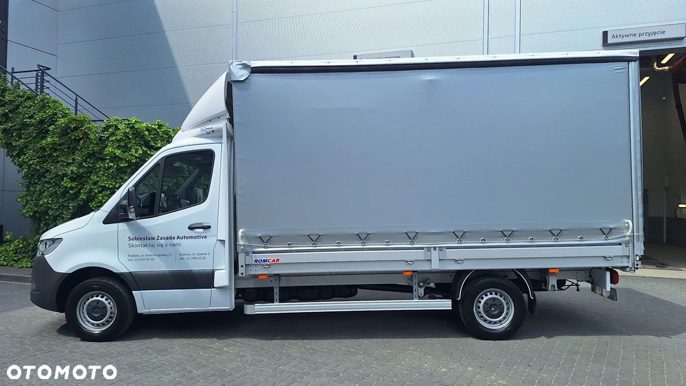 Mercedes-Benz Sprinter - 2