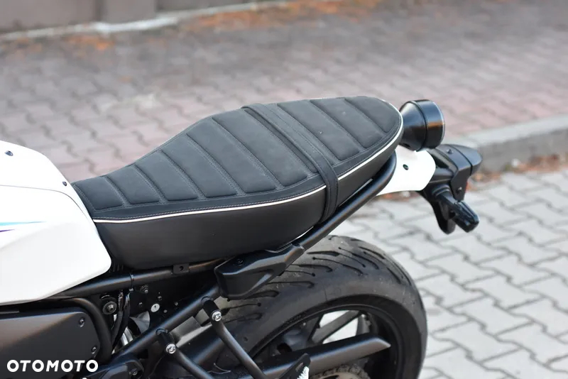 Yamaha XSR - 27