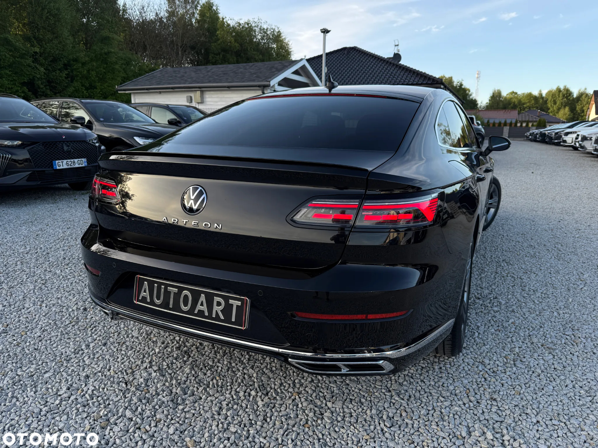 Volkswagen Arteon 2.0 TDI R-Line DSG - 14
