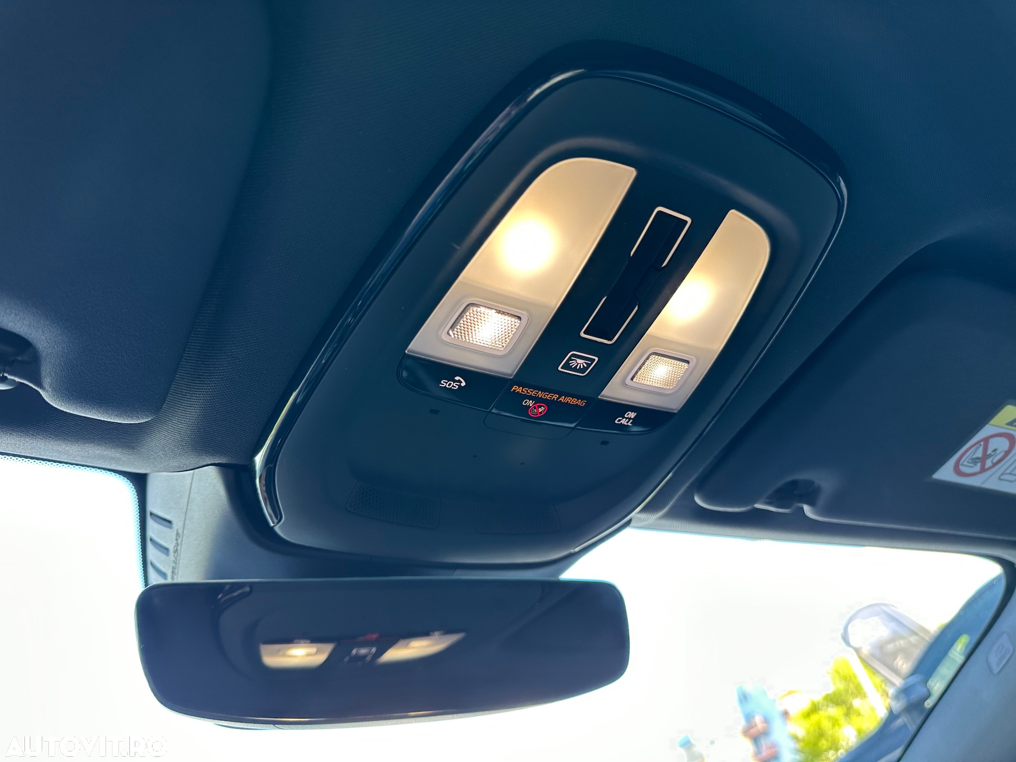 Volvo XC 60 T6 AWD Recharge Geartronic RDesign - 32