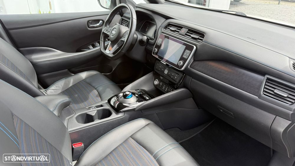 Nissan Leaf 62 kWh e+ N-Connecta - 19