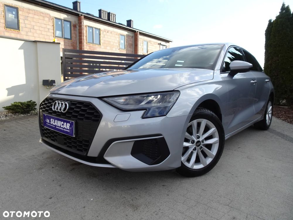 Audi A3 Sportback 30 TDI Advanced - 1