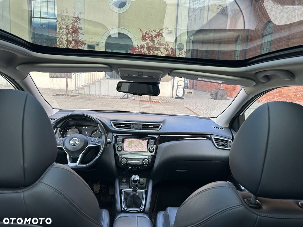 Nissan Qashqai 1.3 DIG-T Tekna+ - 23