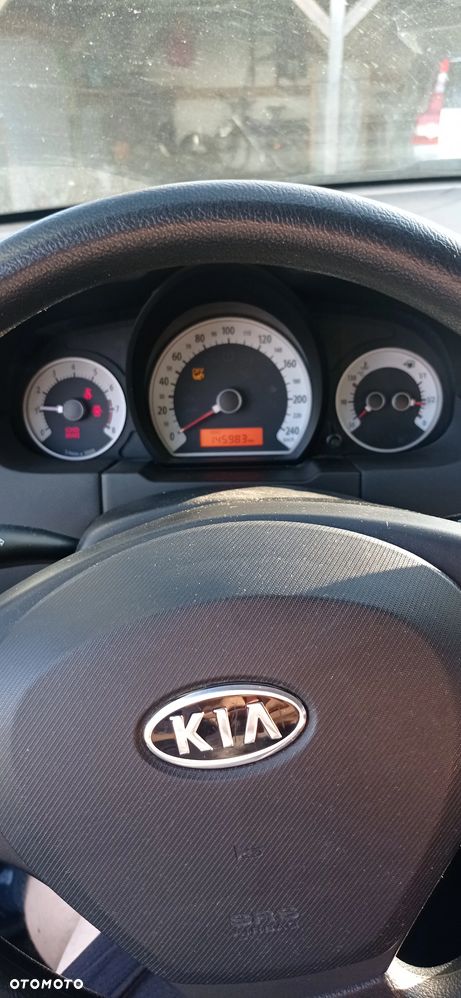 Kia Ceed - 6
