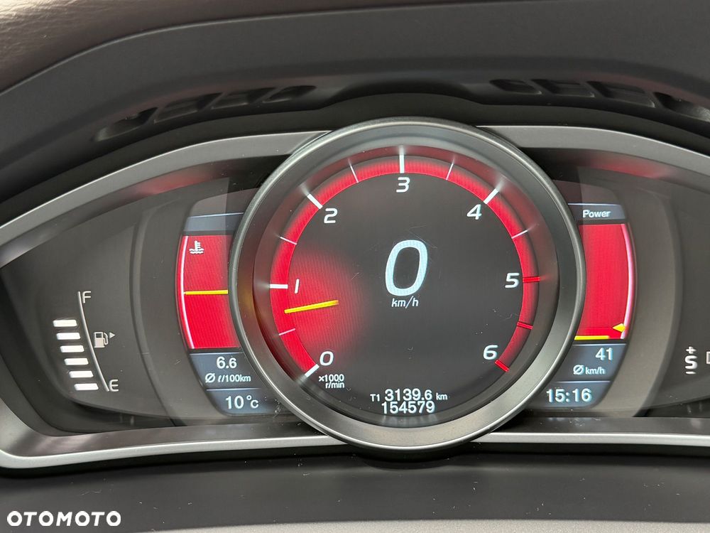 Volvo V40 - 9