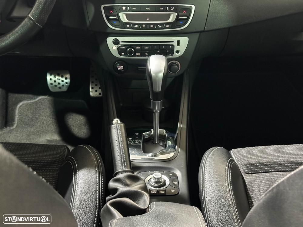 Renault Mégane Sport Tourer 1.5 dCi GT Line EDC J18 - 31