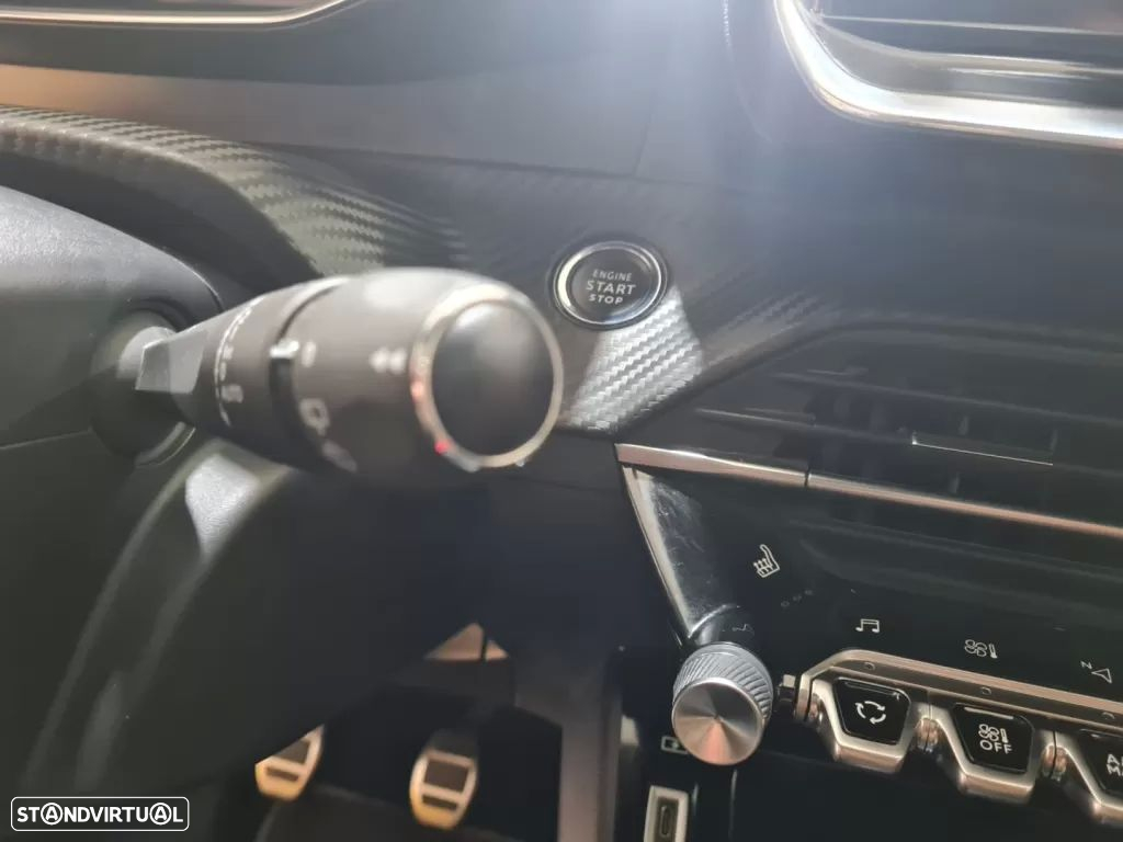 Peugeot 208 1.5 BlueHDi GT Line - 16