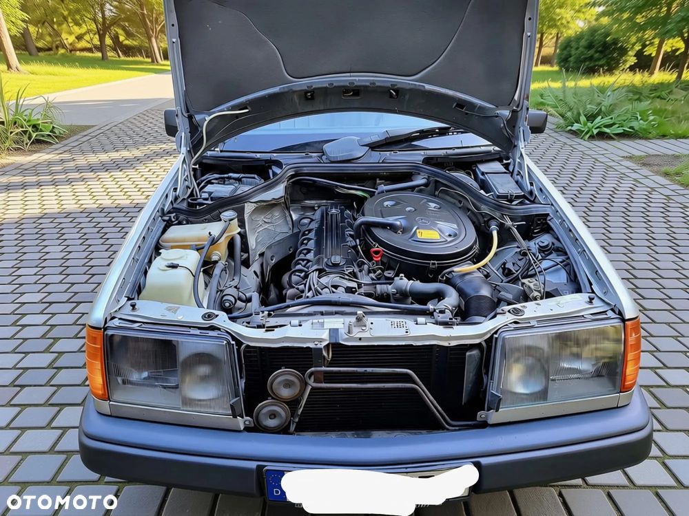 Mercedes-Benz Klasa E - 6