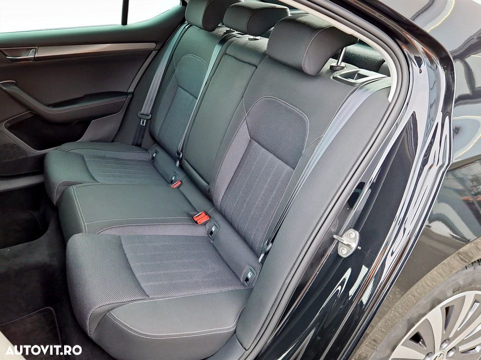 Skoda Superb 2.0 TDI Style - 15