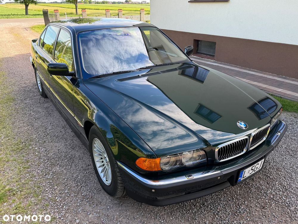 BMW Seria 7 750i - 15