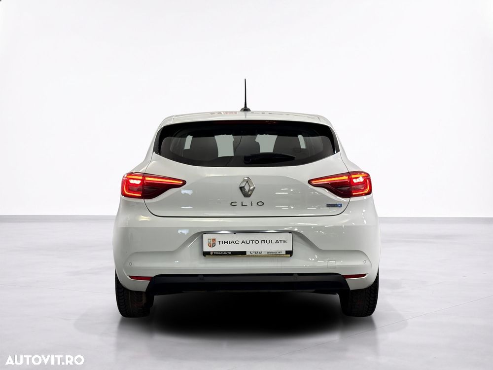 Renault Clio - 5