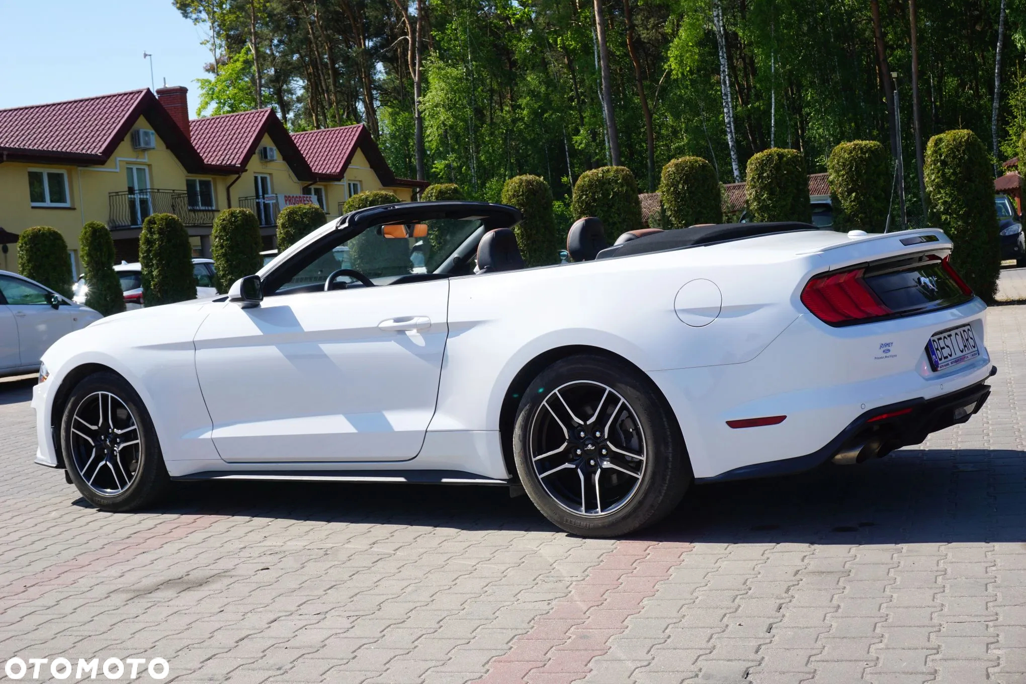 Ford Mustang Cabrio 2.3 Eco Boost - 12