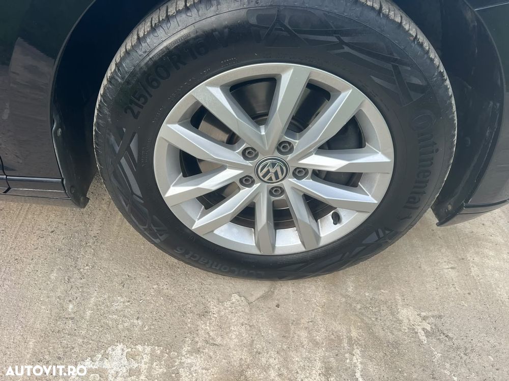 Volkswagen Passat 1.5 TSI OPF Comfortline - 5
