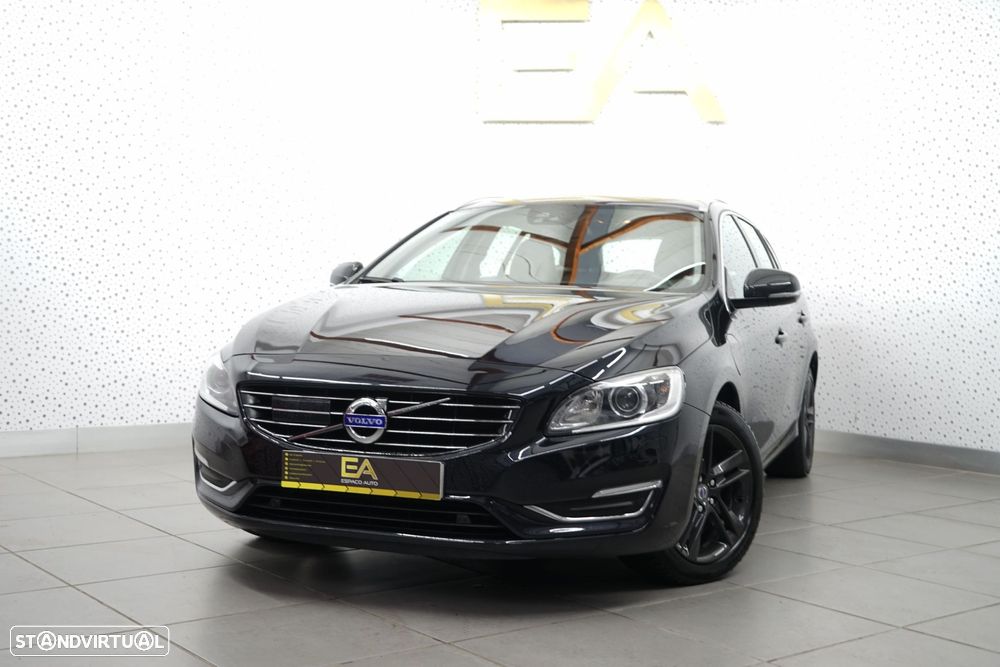 Volvo V60 2.4 D6 Summum AWD Phev - 3