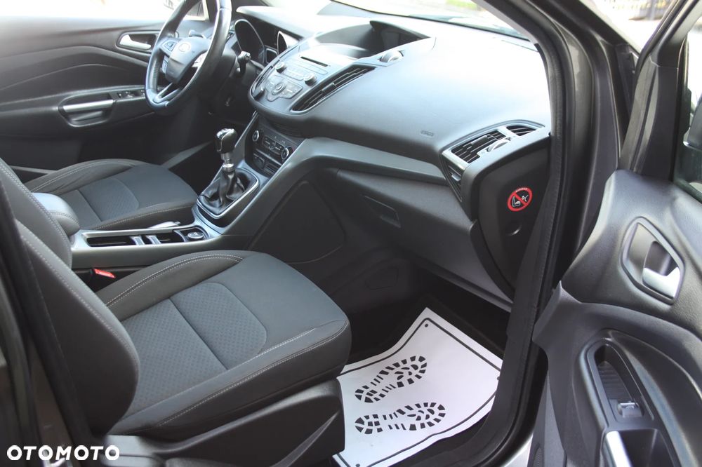 Ford Kuga 1.5 EcoBoost 2x4 Individual - 40