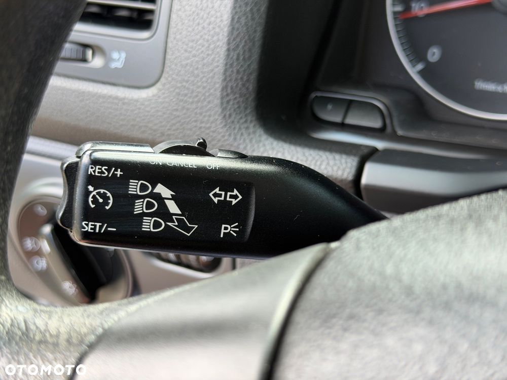 Volkswagen Golf 1.6 Edition - 17