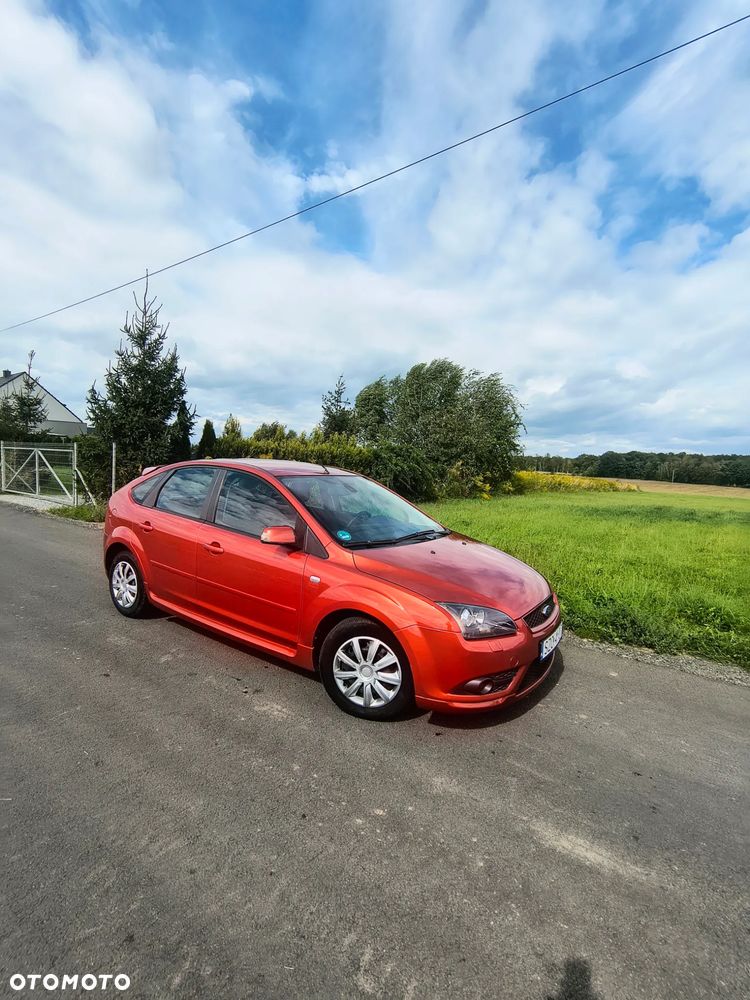 Ford Focus 1.8 Titanium - 5