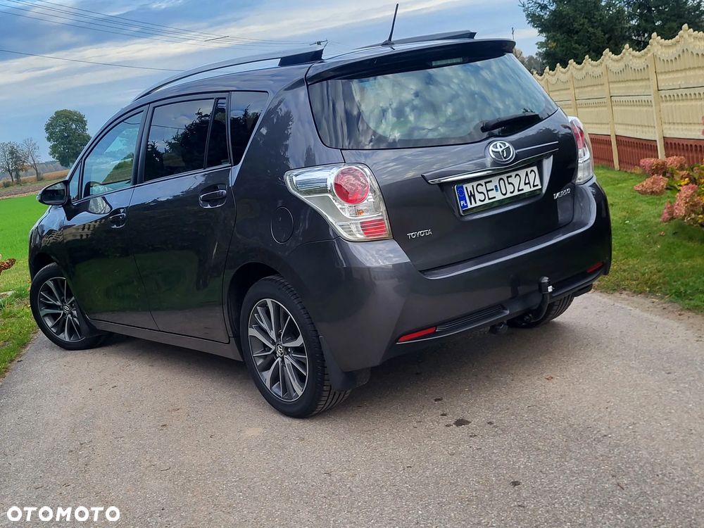 Toyota Verso - 6