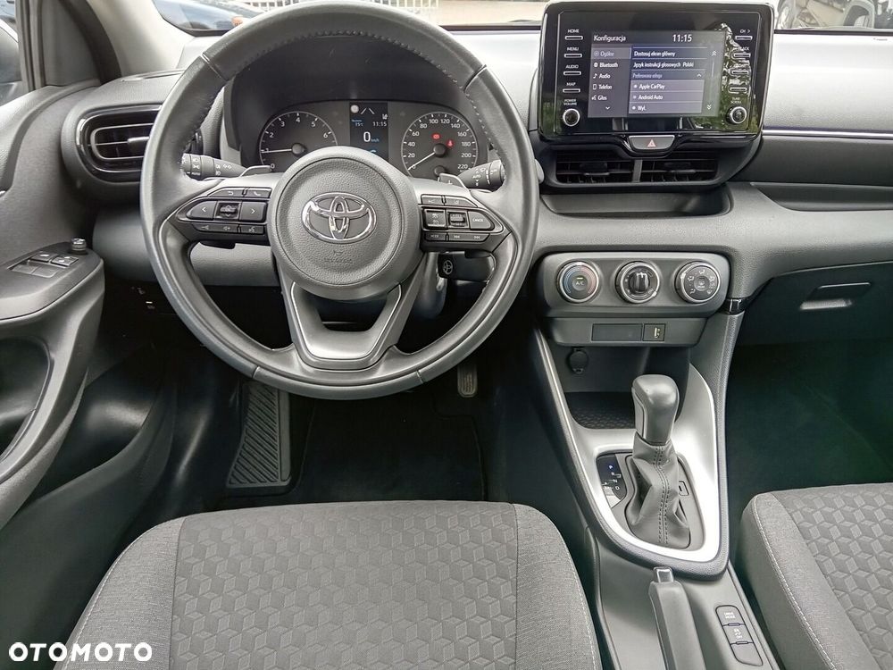 Toyota Yaris 1.5 Comfort CVT - 12