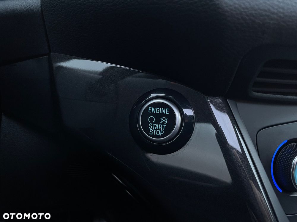 Ford Kuga 1.5 EcoBoost 2x4 ST-Line - 25