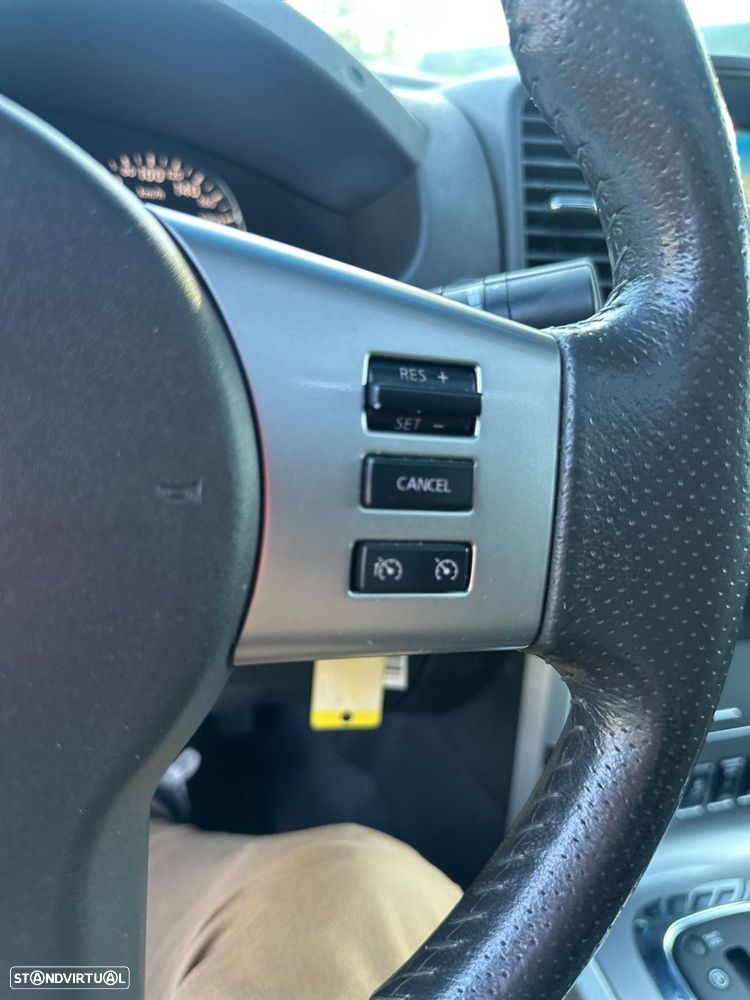 Nissan Navara 3.0 dCi V6 CD LE AT 4WD - 18