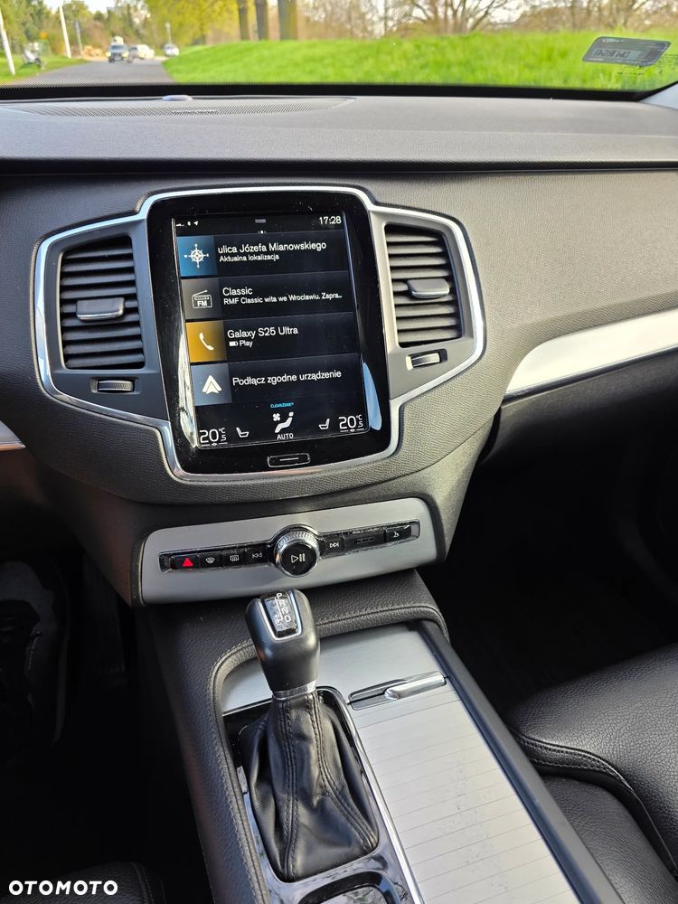 Volvo XC 90 D5 SCR AWD Momentum - 16