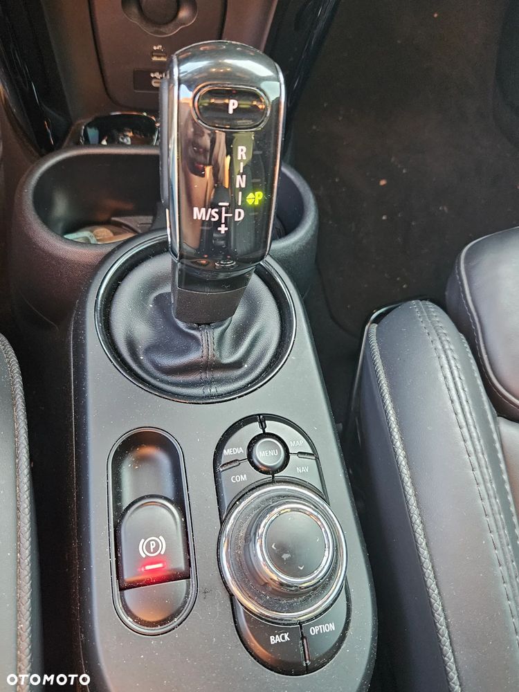MINI John Cooper Works - 16