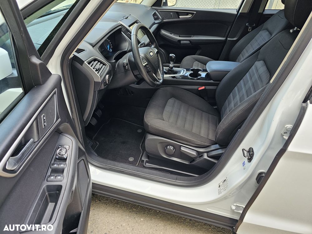 Ford Galaxy - 21