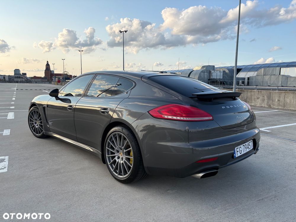 Porsche Panamera PDK Edition - 4