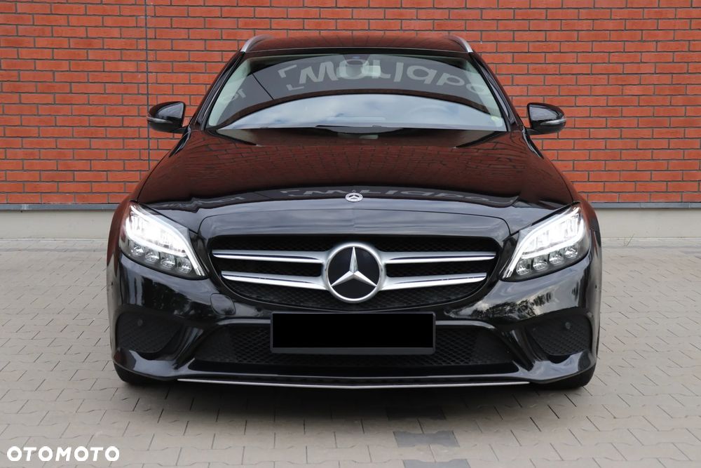 Mercedes-Benz Klasa C 220 d 9G-TRONIC Edition 19 - 20