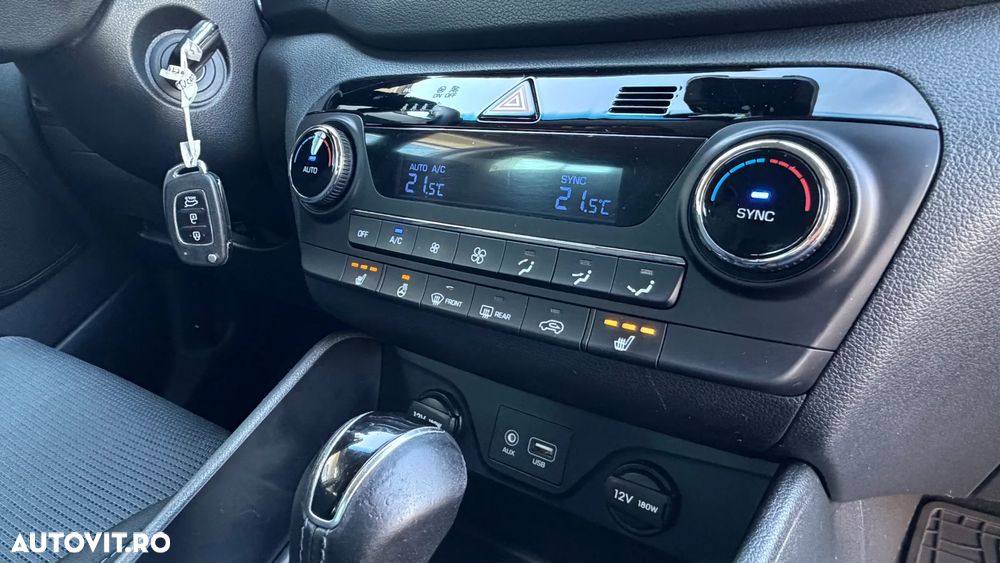 Hyundai Tucson 2.0 CRDI 4WD Automatik Style - 9