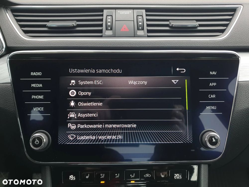 Skoda Superb 1.5 TSI Ambition - 21