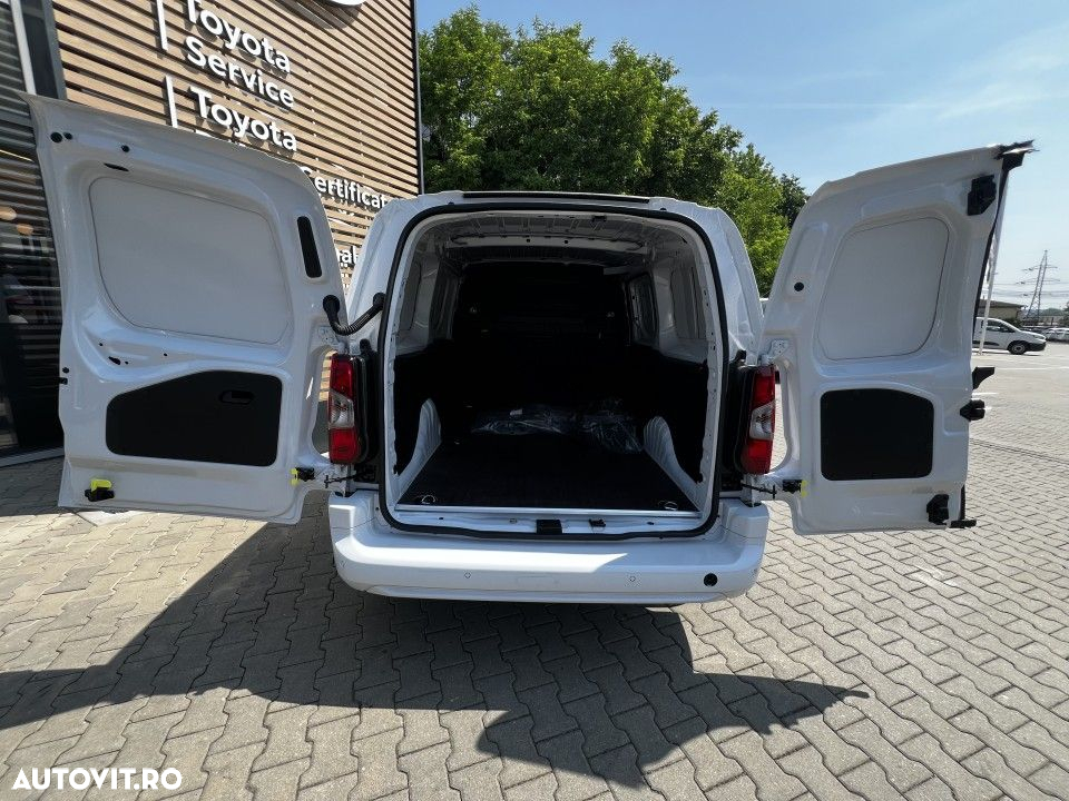Toyota Proace City - 7