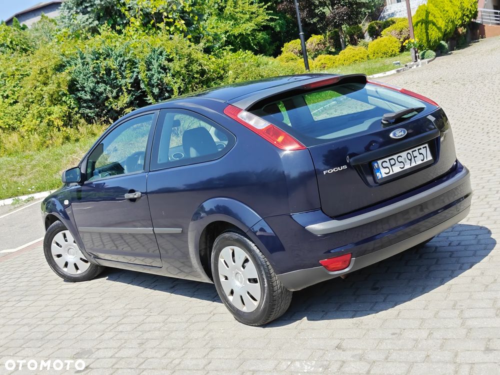 Ford Focus 1.4 Trend + - 2