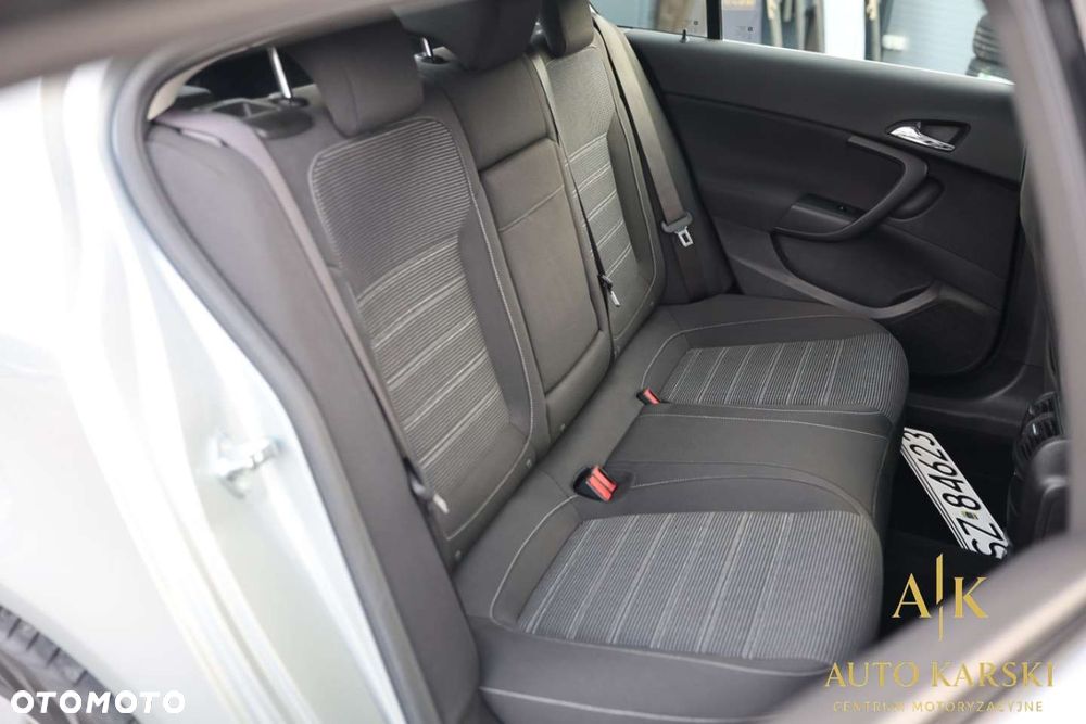 Opel Insignia - 10