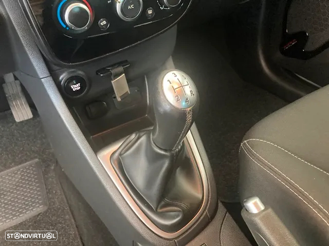 Renault Clio 0.9 TCE Limited - 26