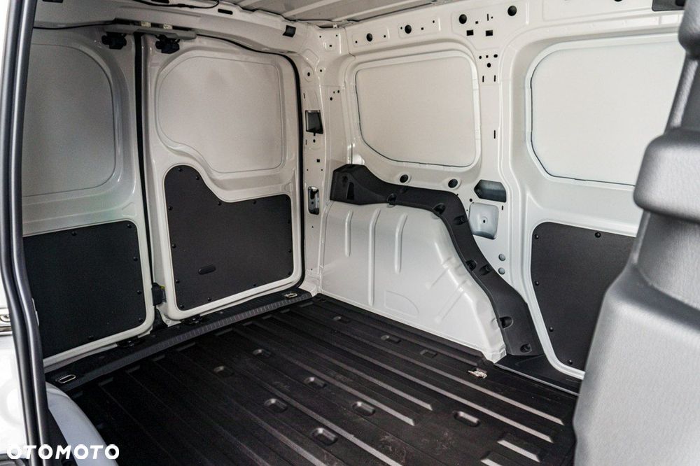 Volkswagen Caddy - 12