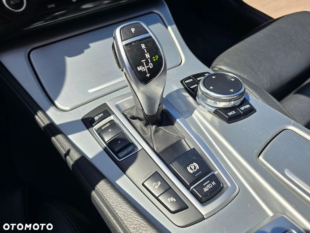 BMW Seria 5 - 36