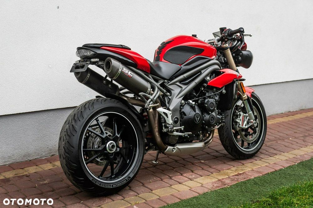 Triumph Speed Triple - 3