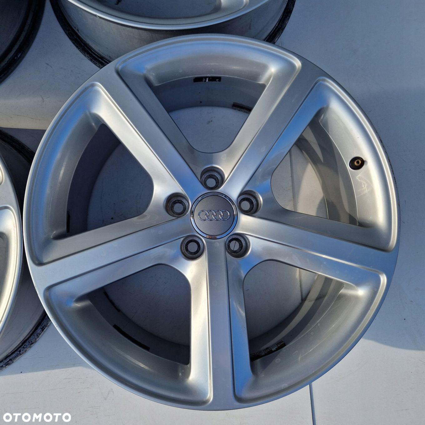 AUDI Q5 A5 S5 A4 B8 B9 A6 C6 C7 5x112 19 IS39 - 7