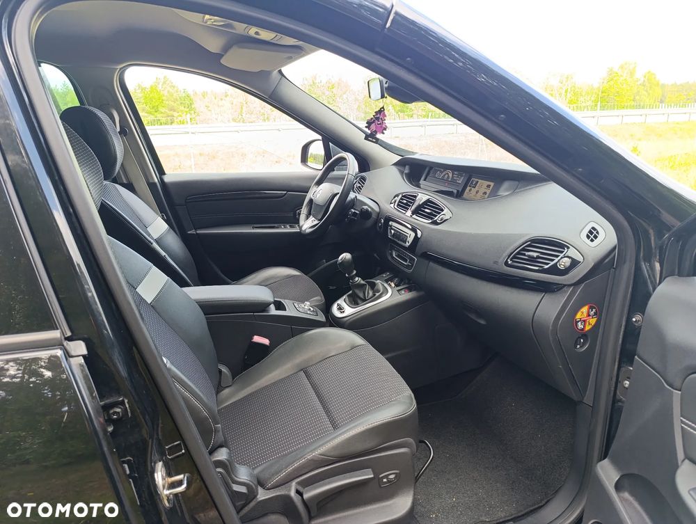 Renault Scenic 1.6 dCi Energy Bose - 21