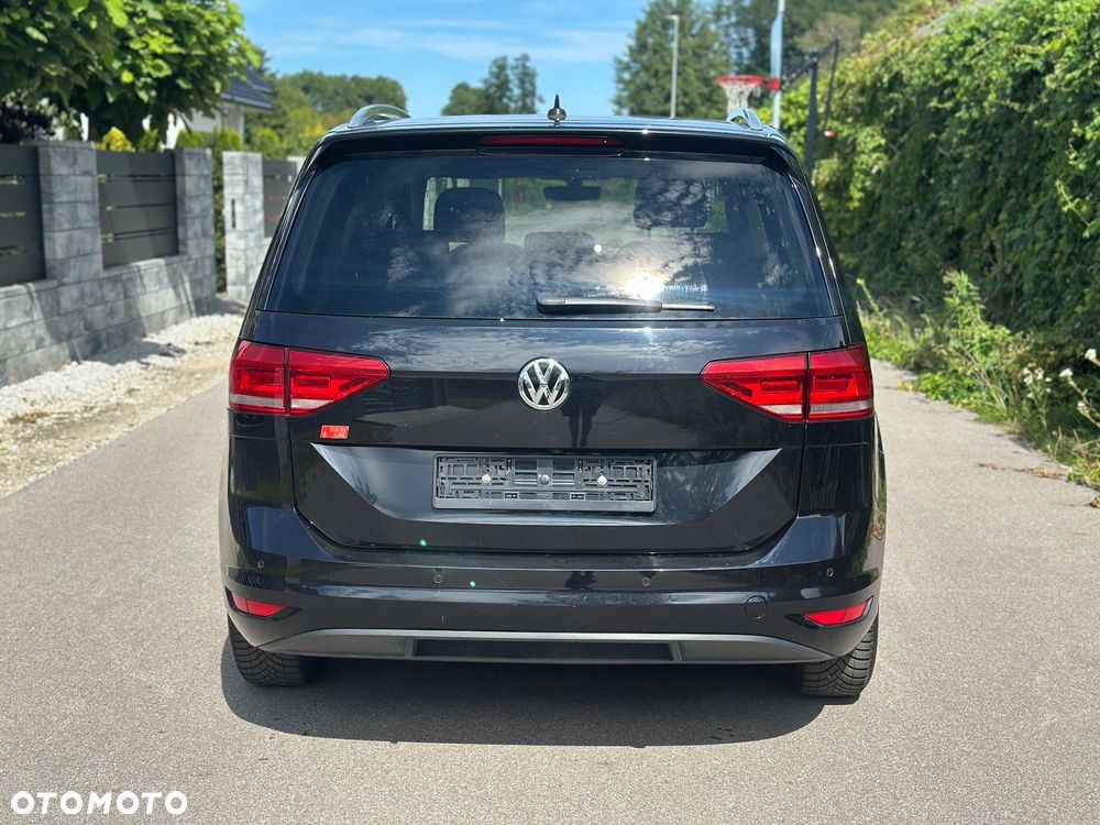 Volkswagen Touran 1.5 TSI EVO Comfortline - 12