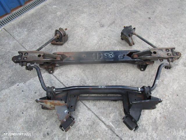 Charriot CHA535 HYUNDAI H1 SATELITE SVX 2002 2.5 Tci Frente - 2