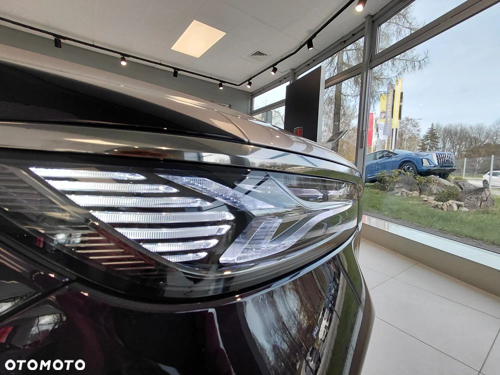 Hongqi H9 2.0T Deluxe - 16