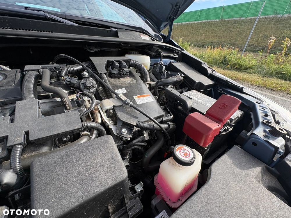 Toyota Corolla - 30