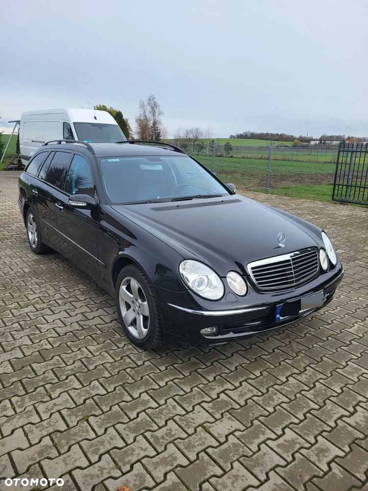 Mercedes-Benz Klasa E 500 4-Matic T Avantgarde - 1